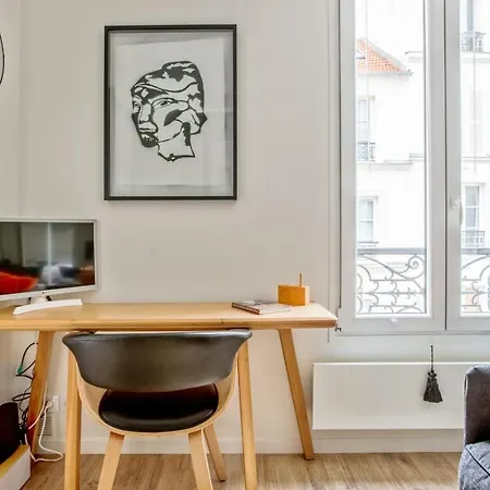 Welcoming Flat In The 17th District Of - Welkeys Apartment